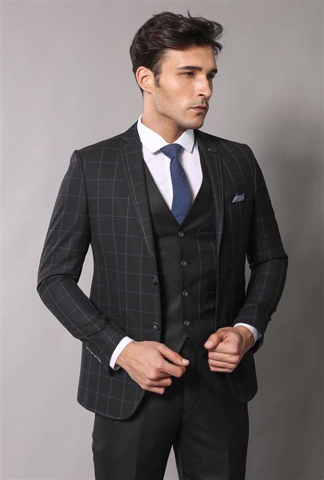 Different Ways to Wear a Checked Suit 